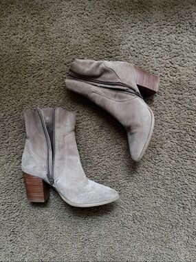 Steve Madden Taupe Suede Ankle Booties with Stacked Heel